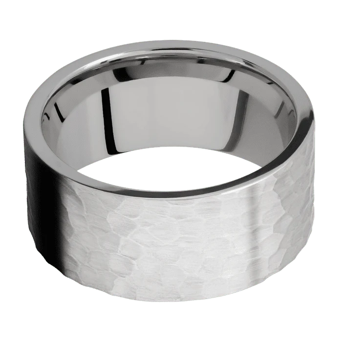 10mm wide Flat Titanium Ring with Hammer Finish - Image 3