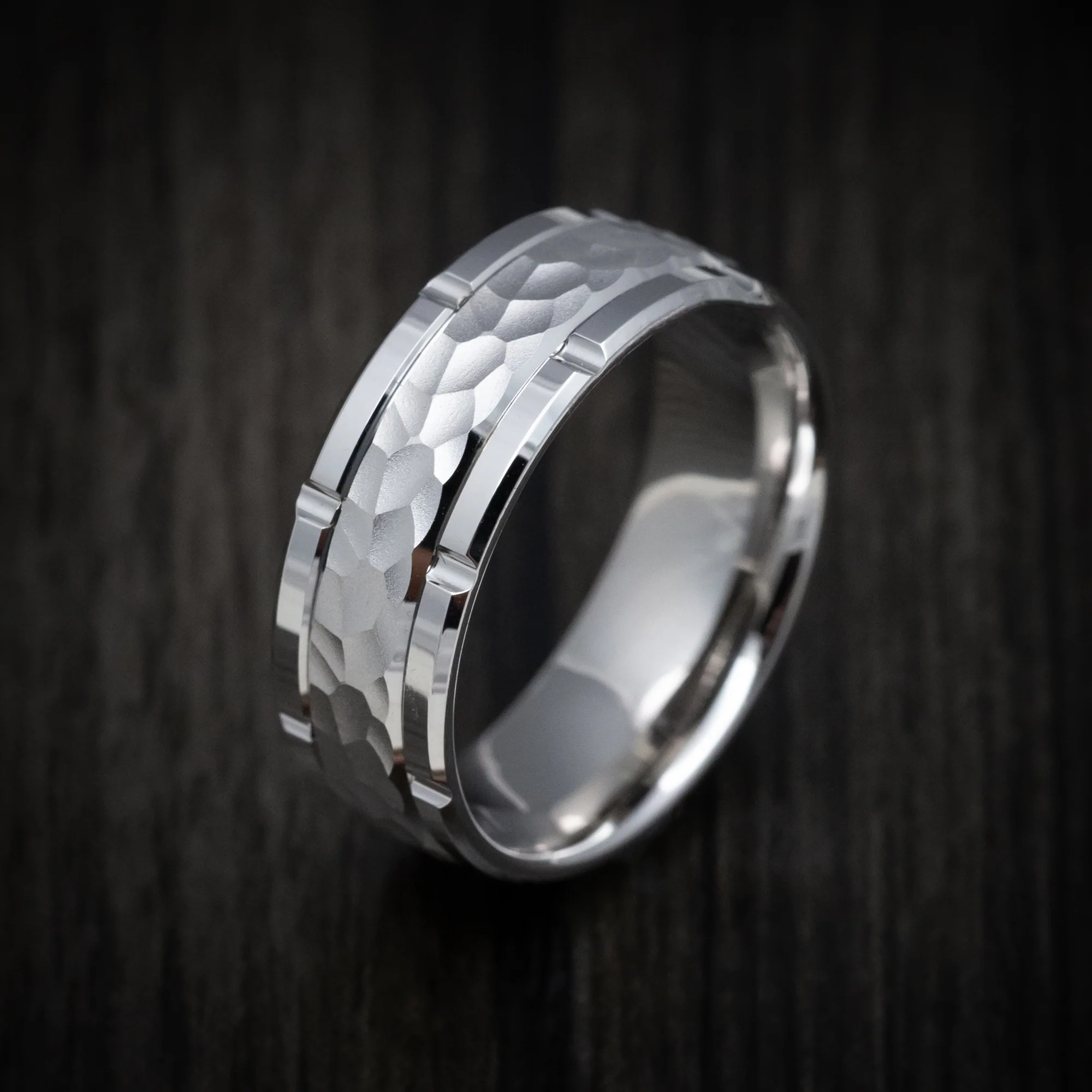 14K Gold Men's Ring with Hammer Finish - Image 3