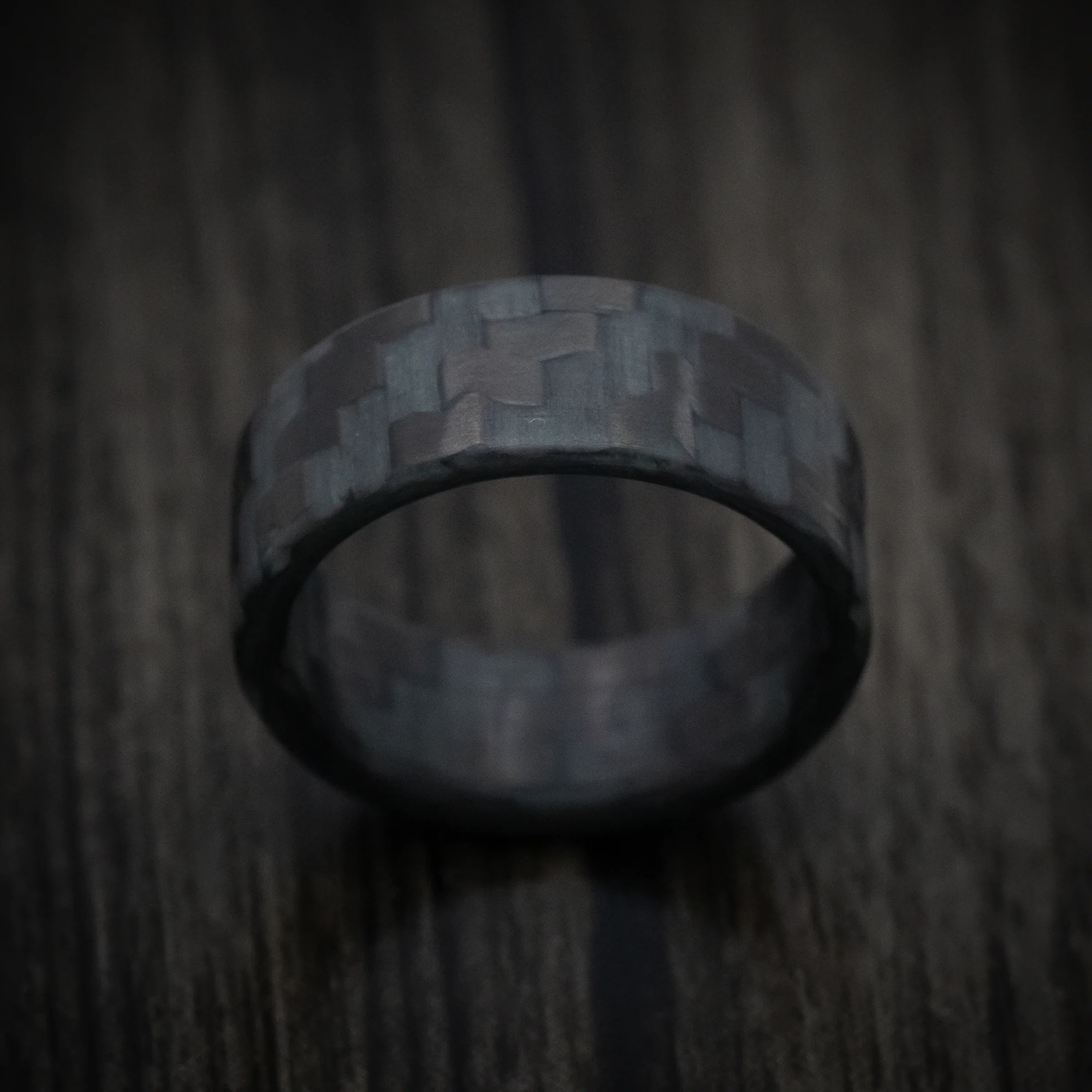 Carbon Fiber Green Glow Men's Ring - Image 2