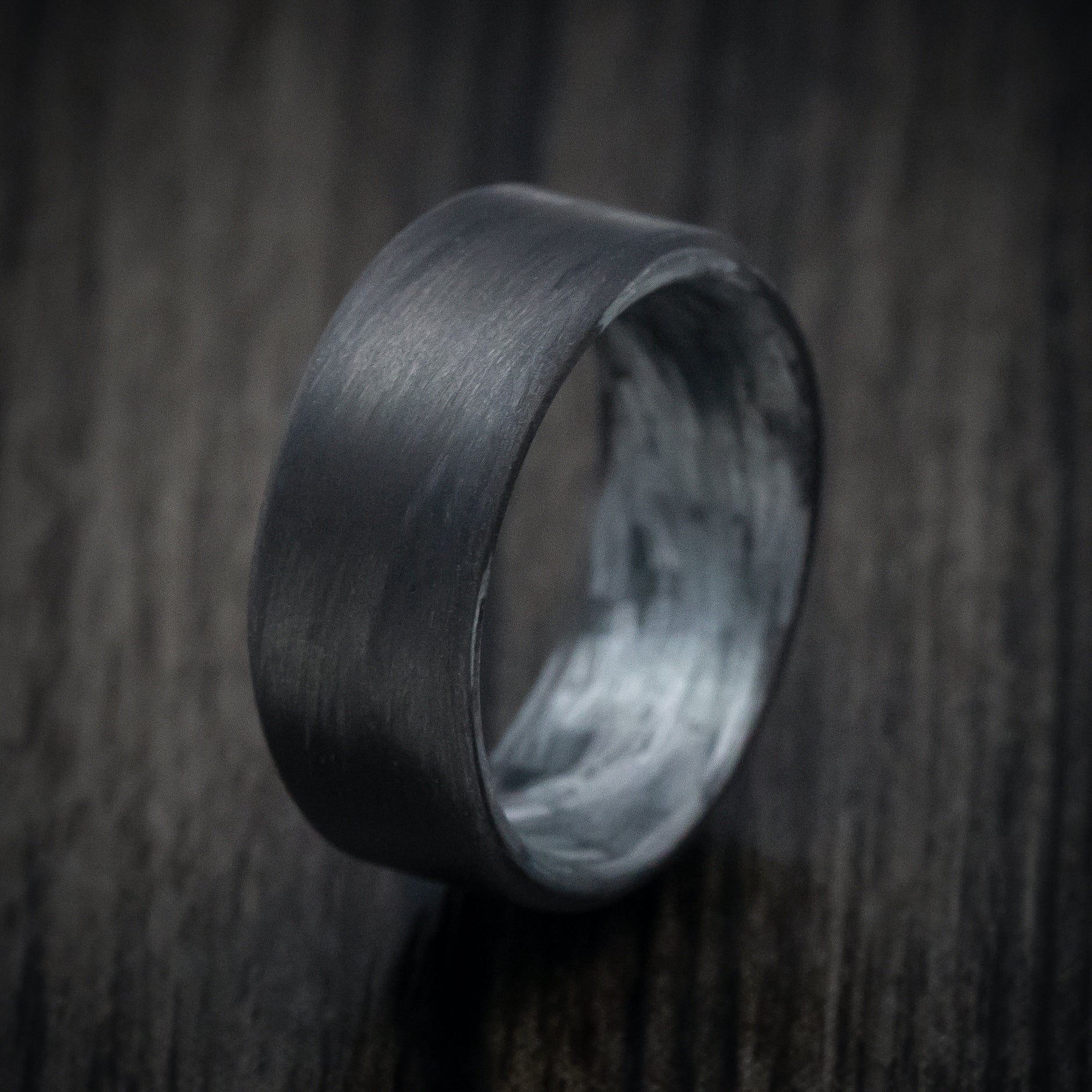 Carbon Fiber Men's Ring with Silver Texalium Sleeve - Image 4