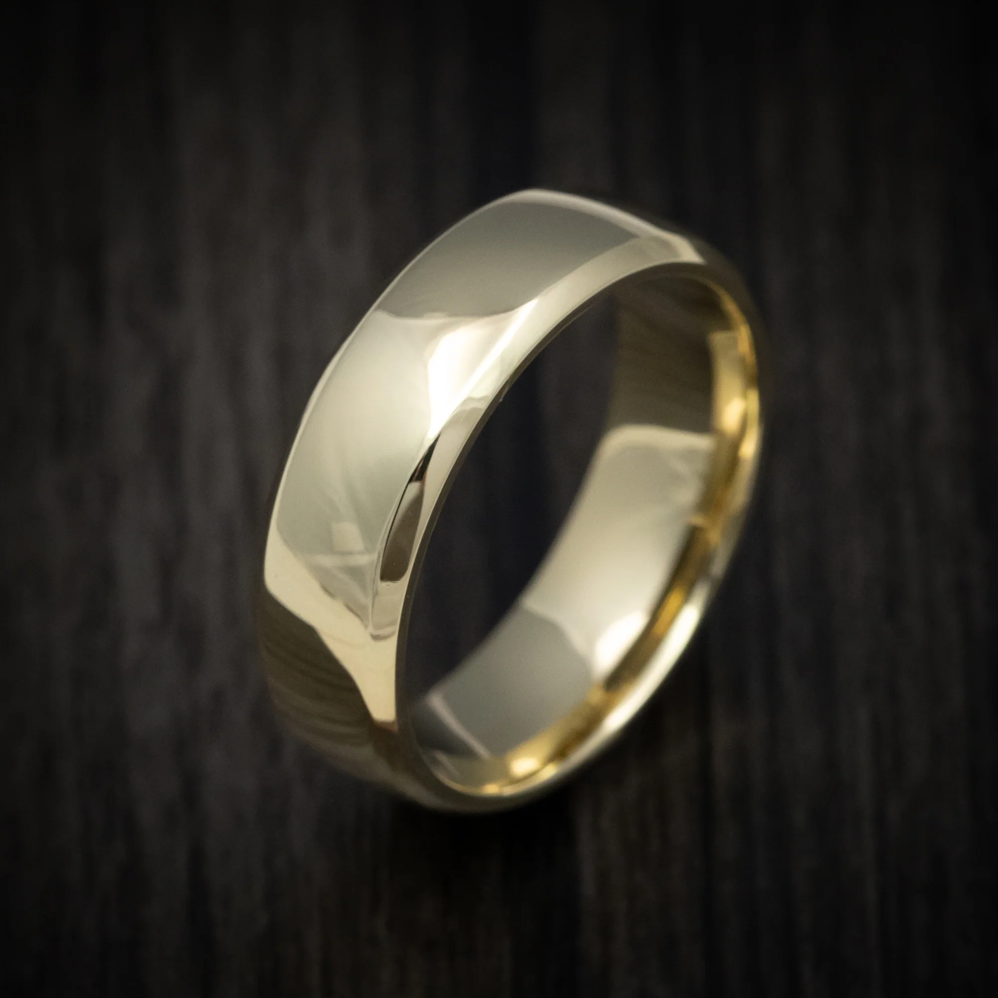 Classic Gold 7mm Wide Wedding Men's Band - Image 3