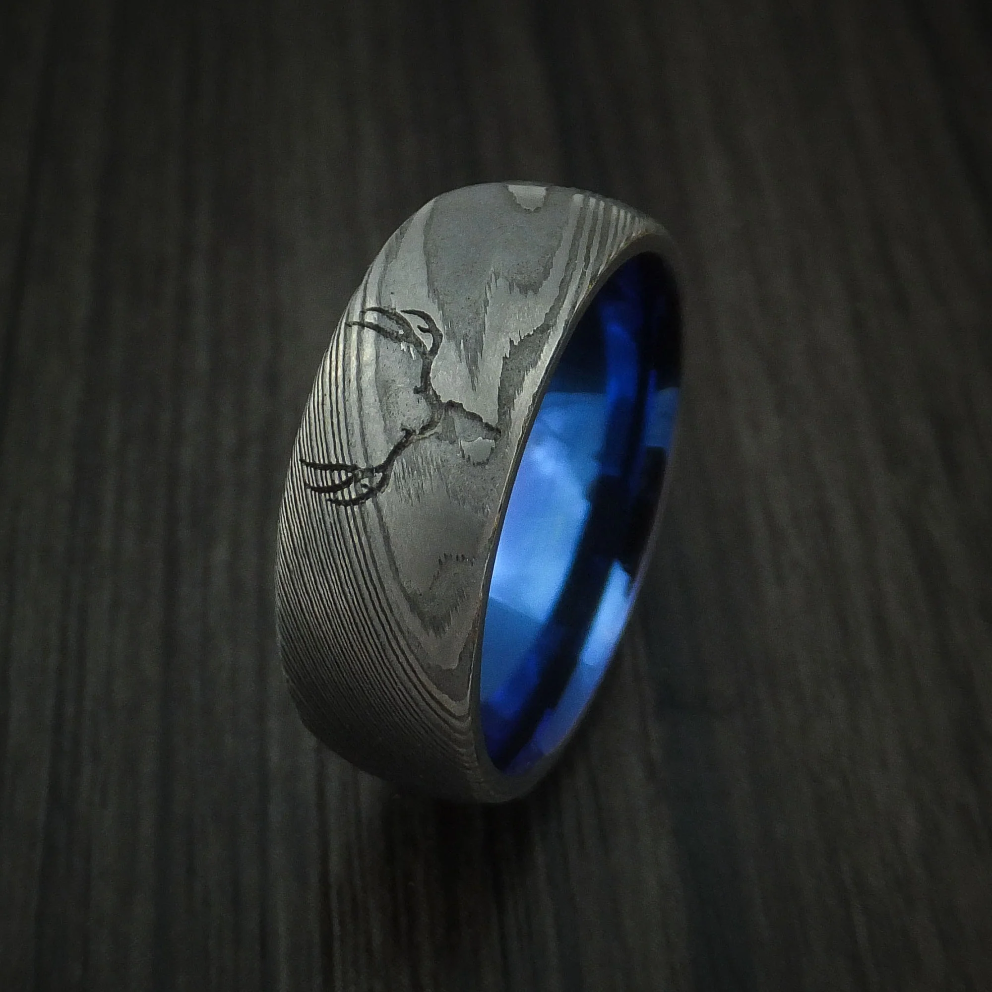 Damascus Steel Men's Band with Anodized Titanium Sleeve and Custom Buck Engraving Hunter's Men's Band - Image 4