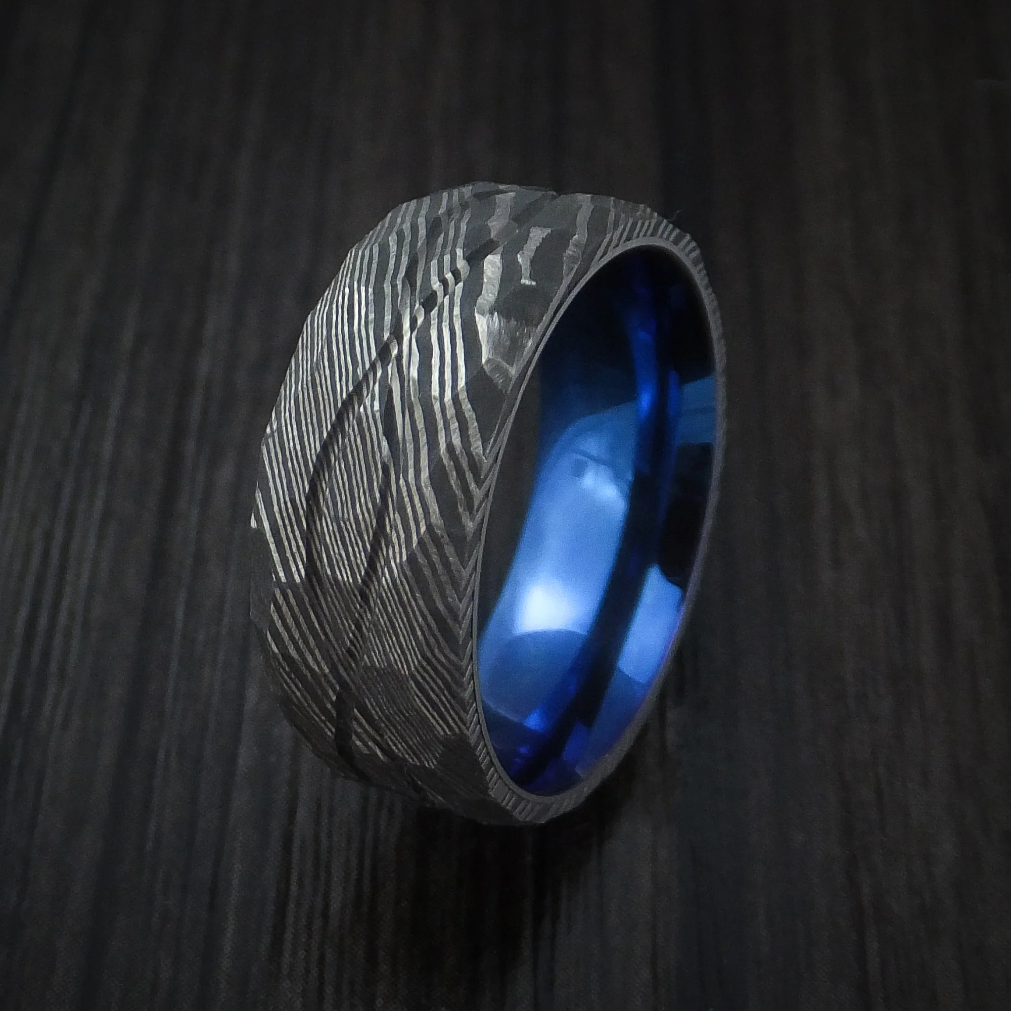 Damascus Steel Hammered Celtic Knot Men's Ring Infinity Design with Anodized Sleeve Wedding Band - Image 4