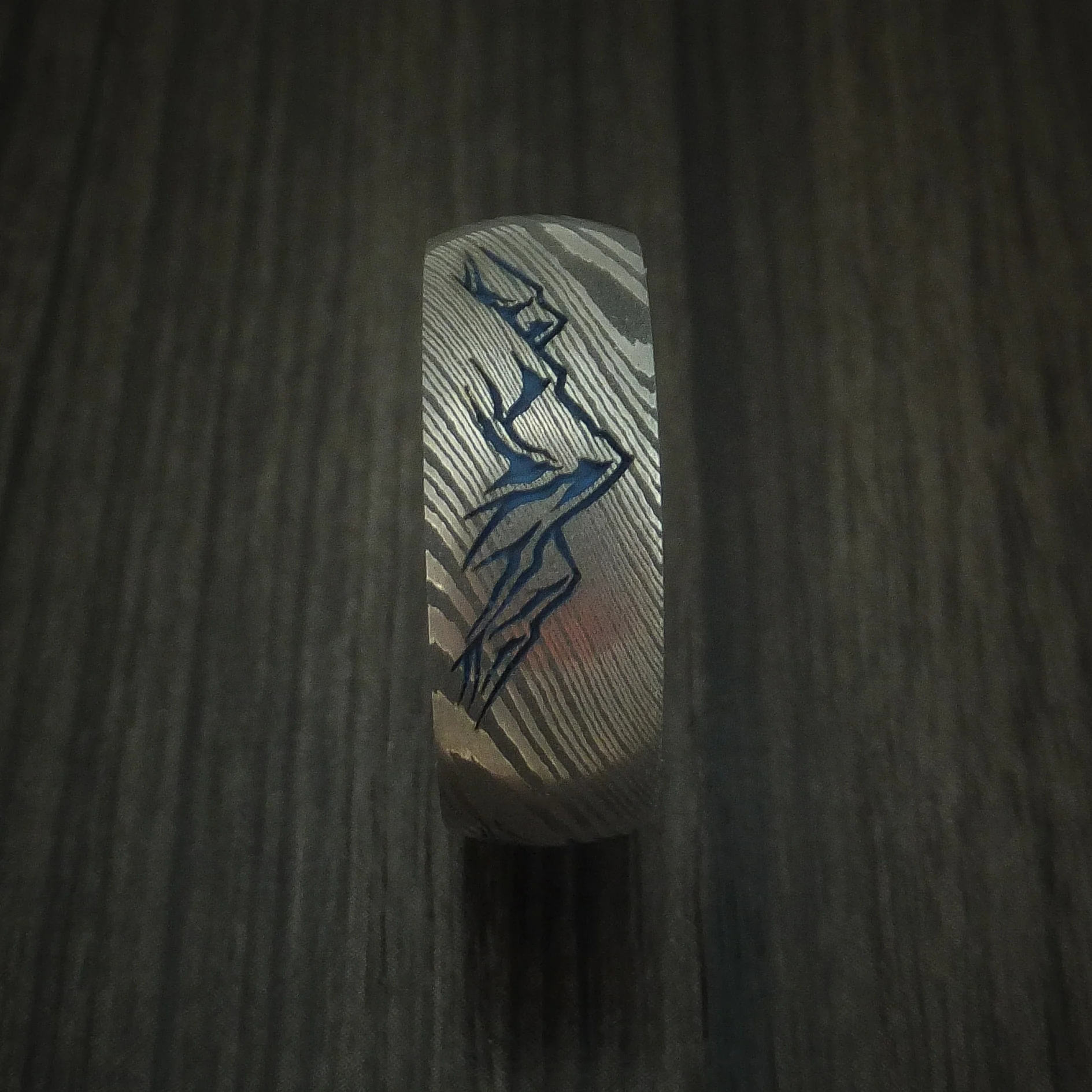 Damascus Steel Men's Ring with Mountain Range and Anodized Titanium Interior Sleeve Custom Made - Image 3