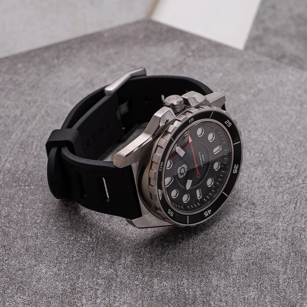 DV-02 - AUTOMATIC DIVE WATCH WITH SILICONE SPORT STRAP - Image 3