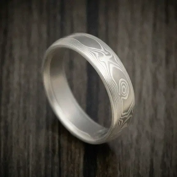 Handmade Palladium and Silver Mokume Gane Woodgrain Pattern Men's Ring - Image 4