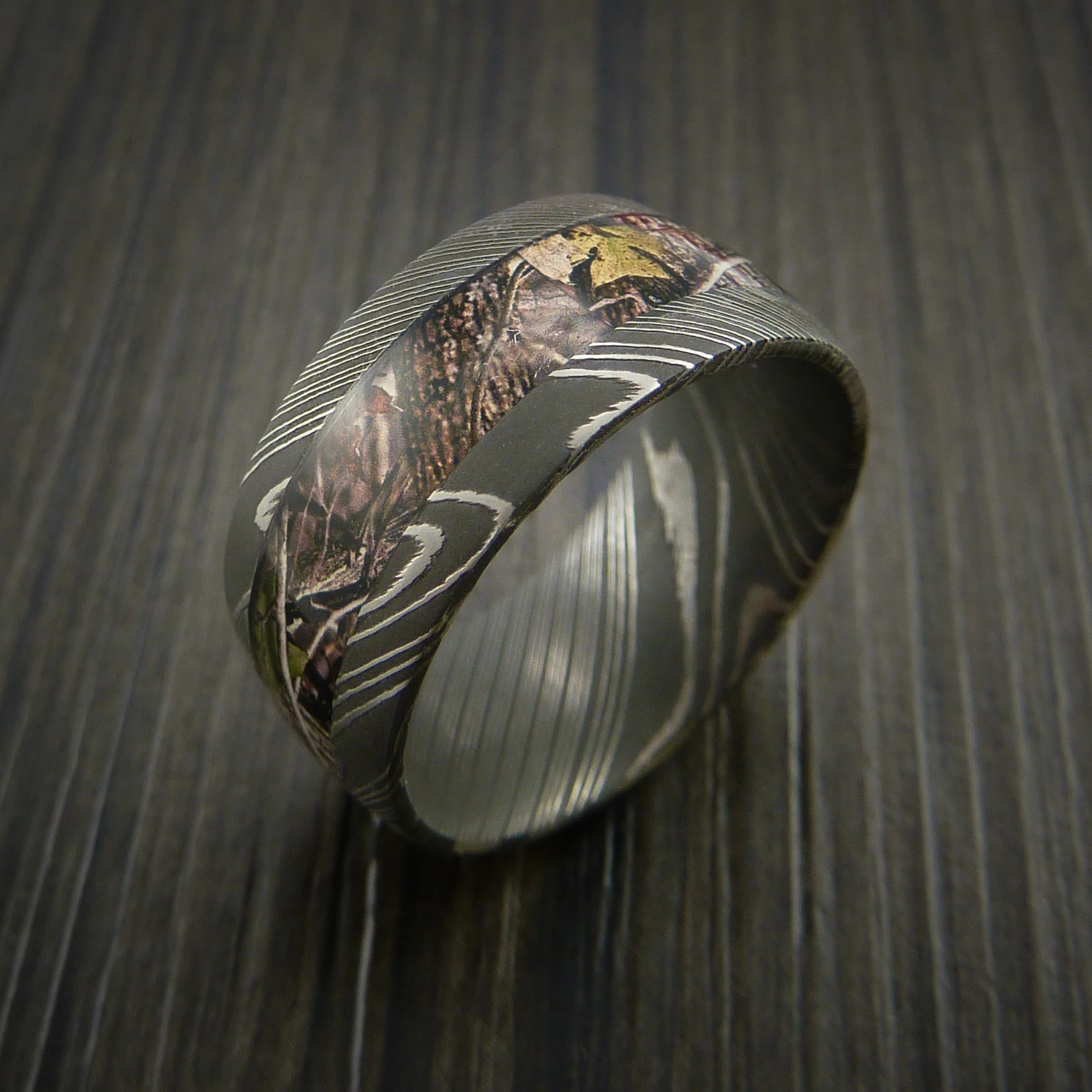 Damascus Steel Men's Ring with Camo Inlay Custom Made Wedding Band - Image 4