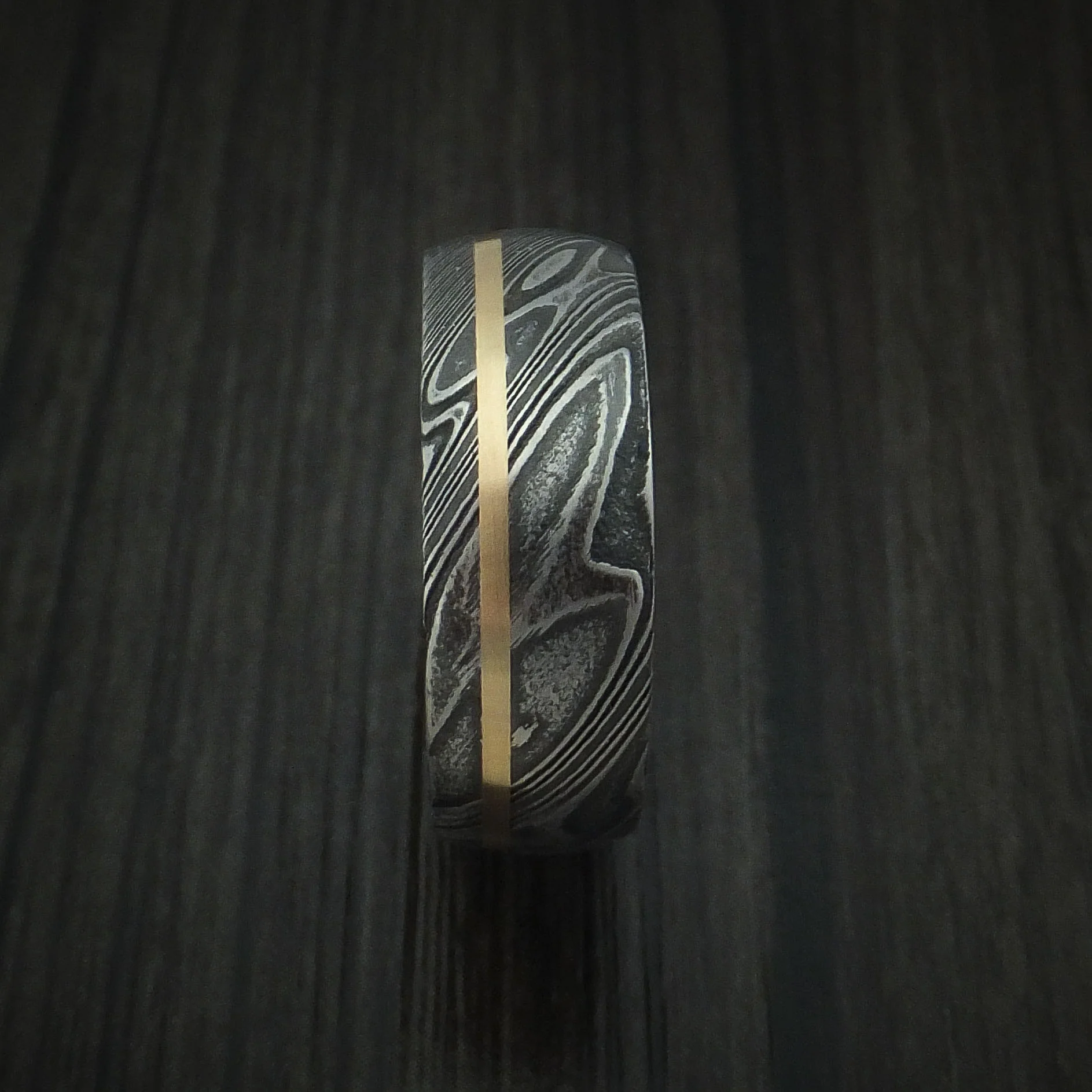 Woodgrain Kuro Damascus Steel Men's Ring with 14K Yellow Gold Inlay and Hardwood Sleeve Custom Made Wood Band - Image 3