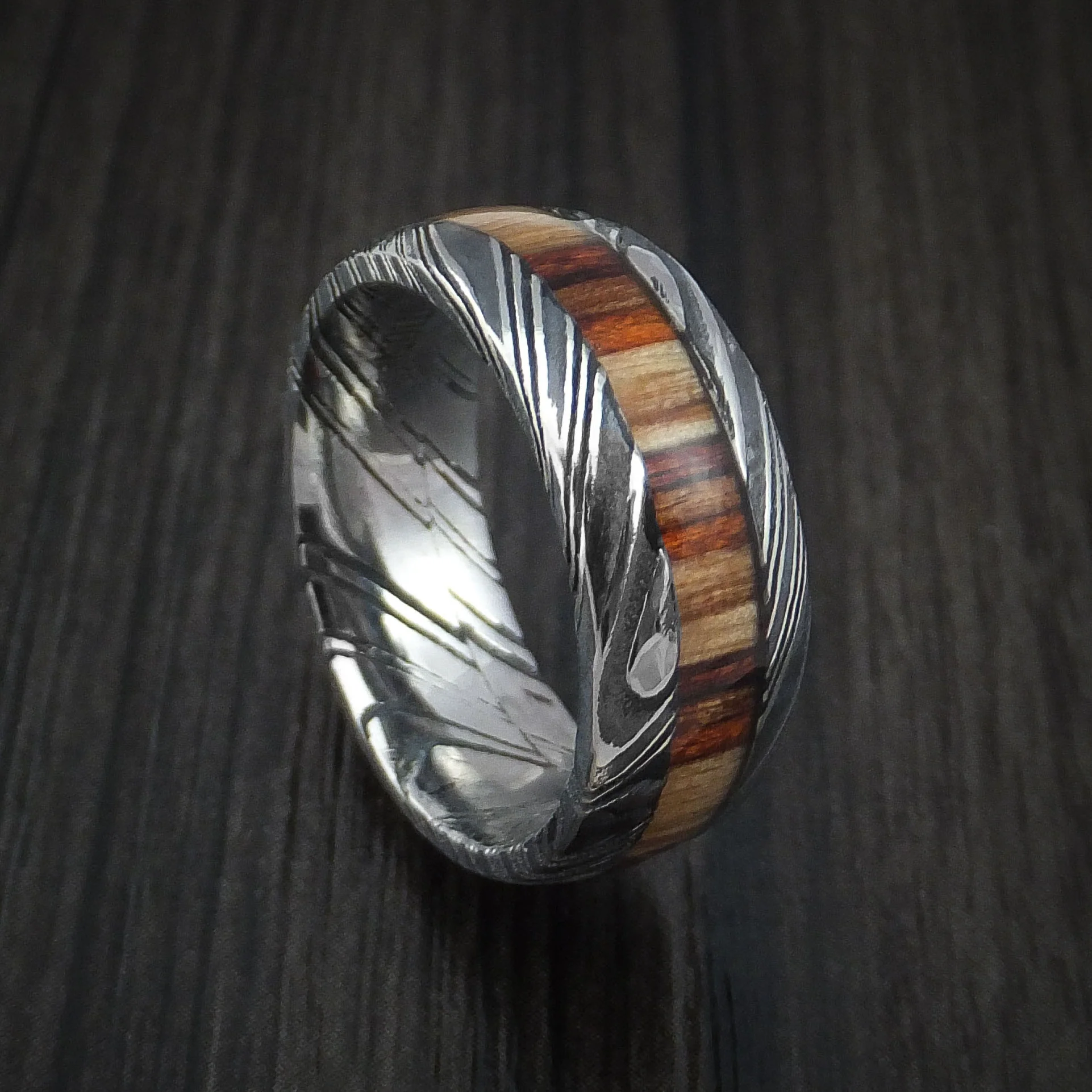 Woodgrain Kuro Damascus Steel Men's Ring with Hazelnut Hardwood Inlay Custom Made Band
