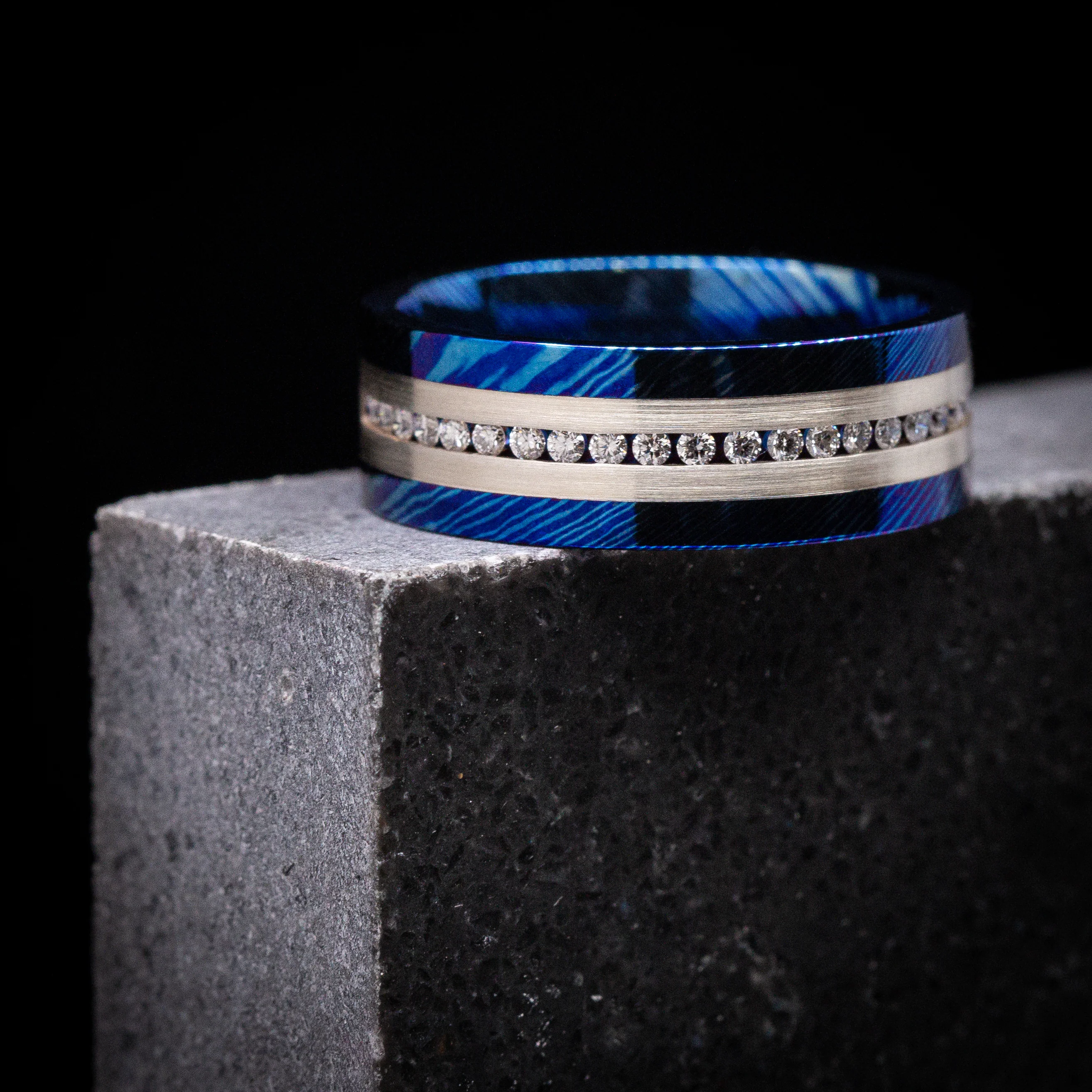 Kuro-Ti Heat-Treated Titanium Damascus Men's Ring with Silver Inlay and Half-Eternity Lab Diamonds Custom Made Ring - Image 5