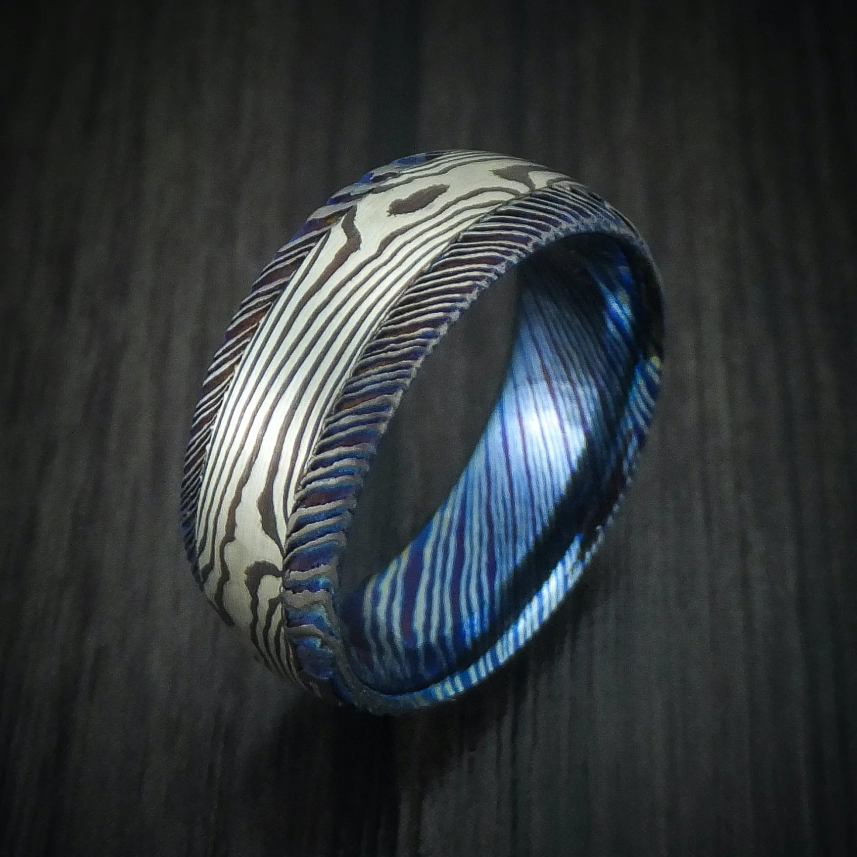 Kuro-Ti Heat-Treated Titanium Damascus Men's Ring with Mokume Gane Inlay Custom Made Band - Image 4
