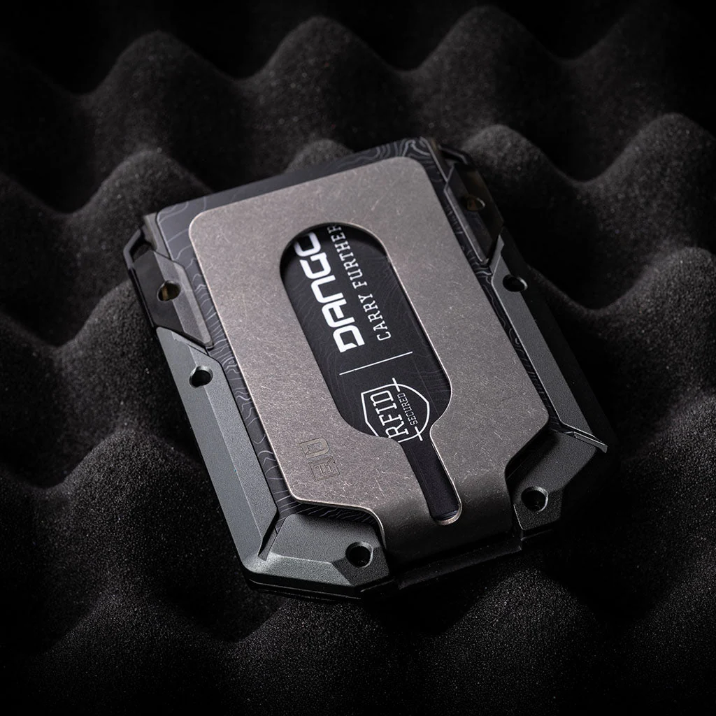 M4 MAVERICK™ RAIL WALLET with TITANIUM CLIP - Image 16