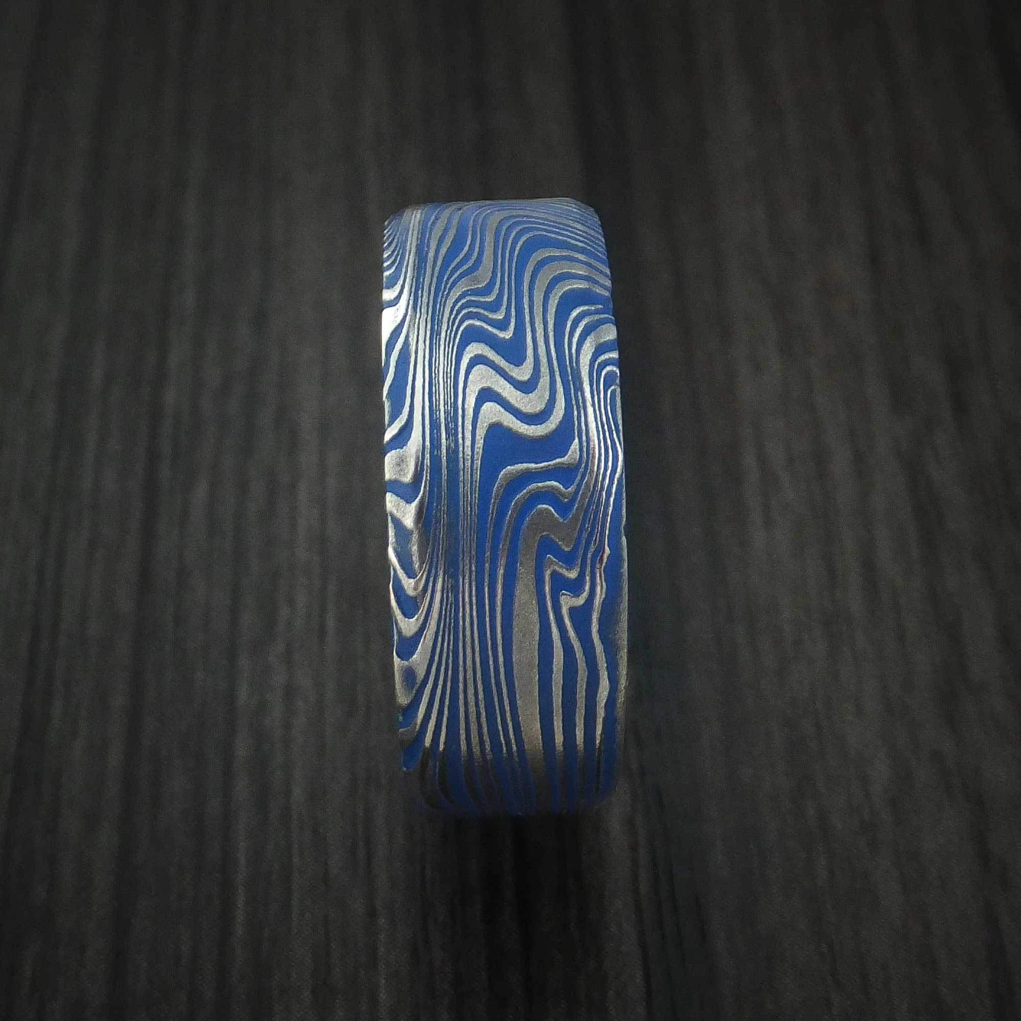 Marbled Kuro Damascus Steel and Ridgeway Blue Cerakote Men's Ring Custom Made Band - Image 3