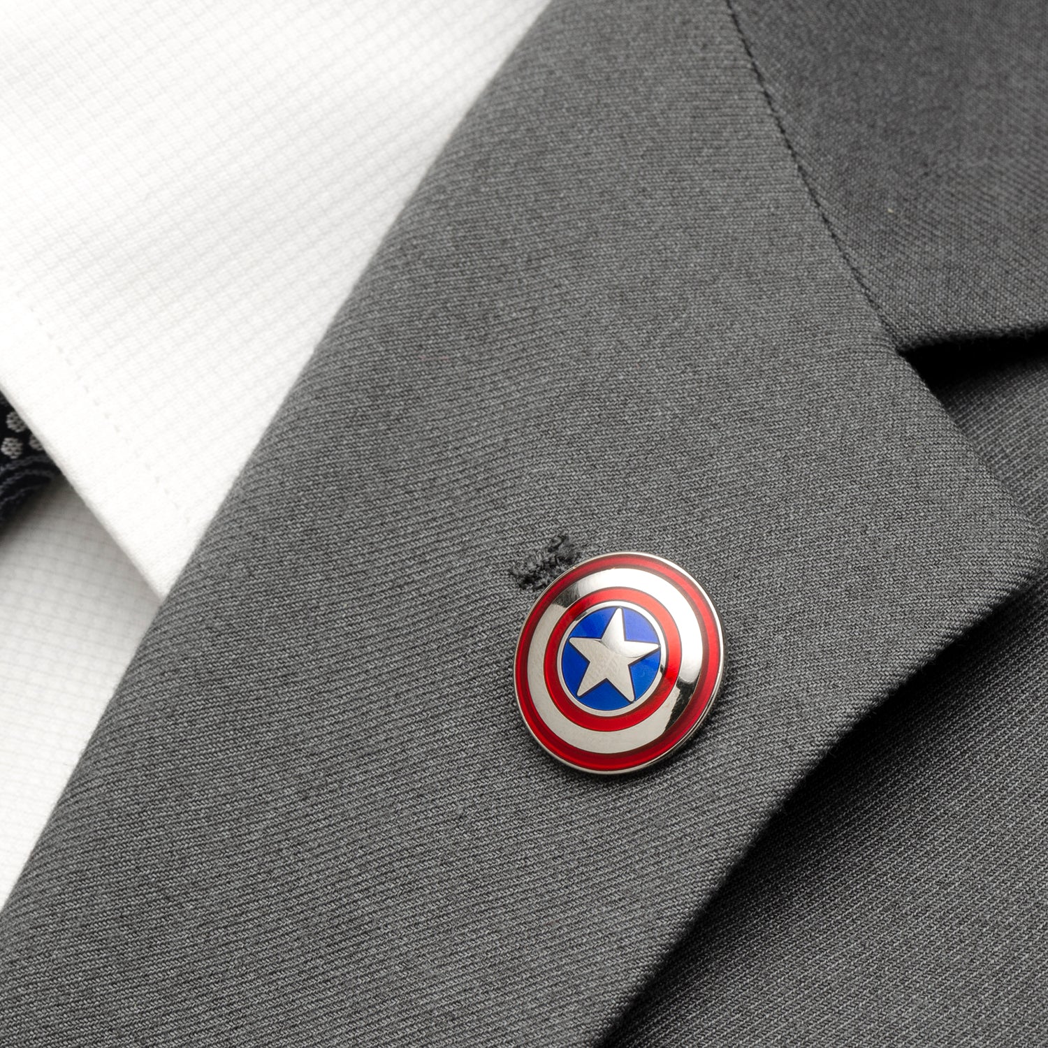 Marvel Captain America Ankle Socks 3-Pack and Lapel Pin Gift Set - Image 9