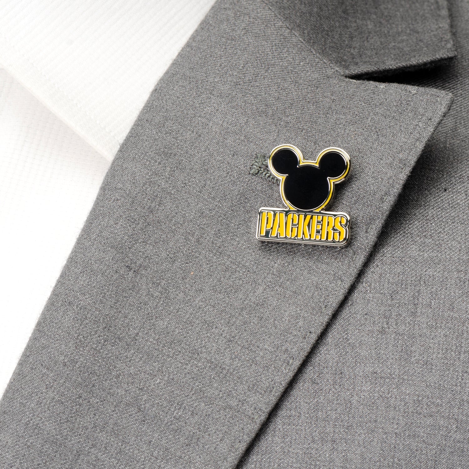 NFL Disney Green Bay Packers & Mickey Lapel Pin - Image 4