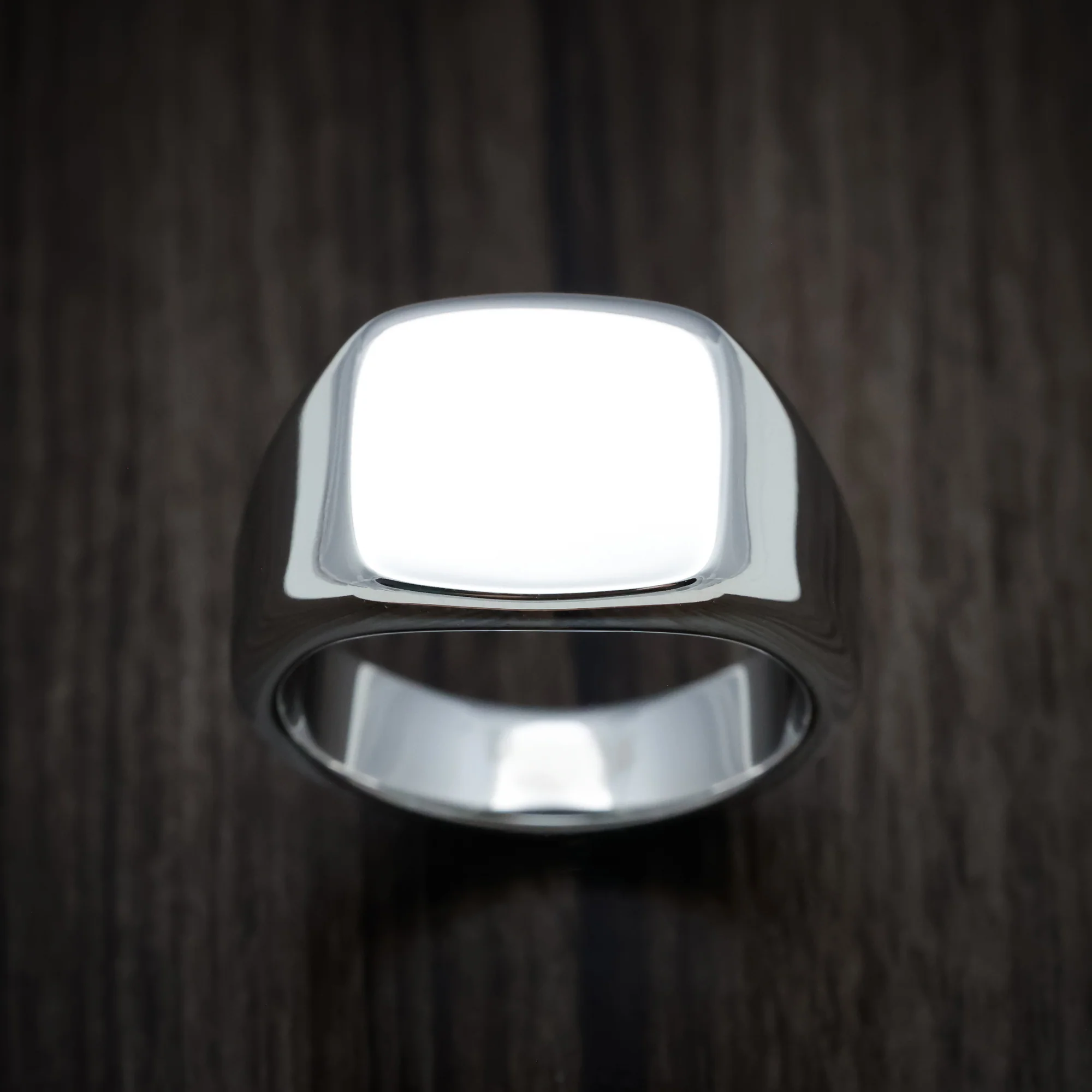 Palladium Silver Medium Signet Ring - Image 2
