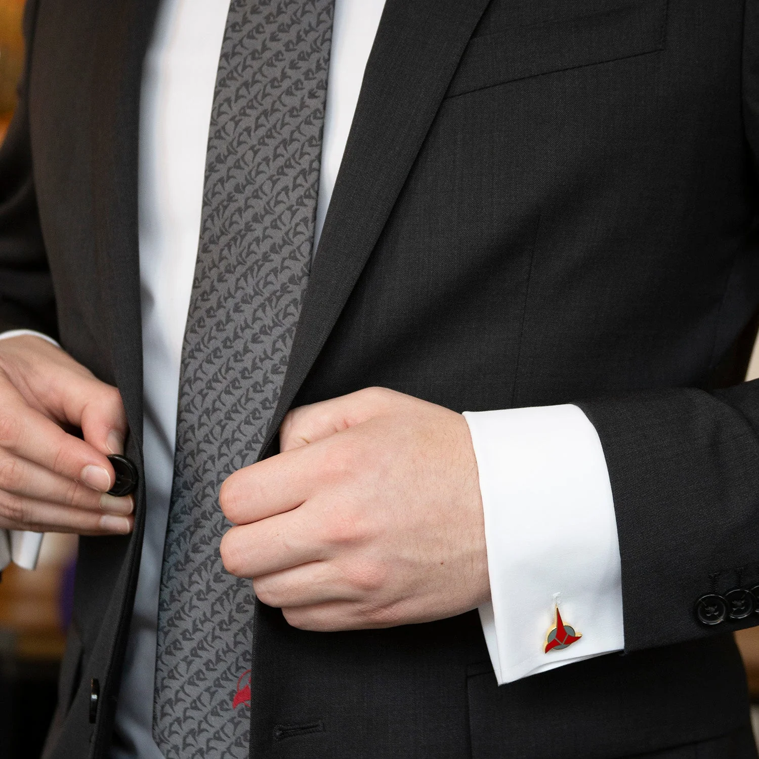 Star Trek Klingon Gray Men's Tie - Image 6