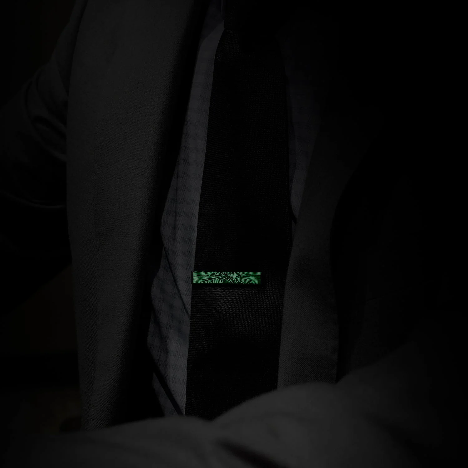 Star Wars Hyperspace Glow-in-the-Dark Tie Bar - Image 9