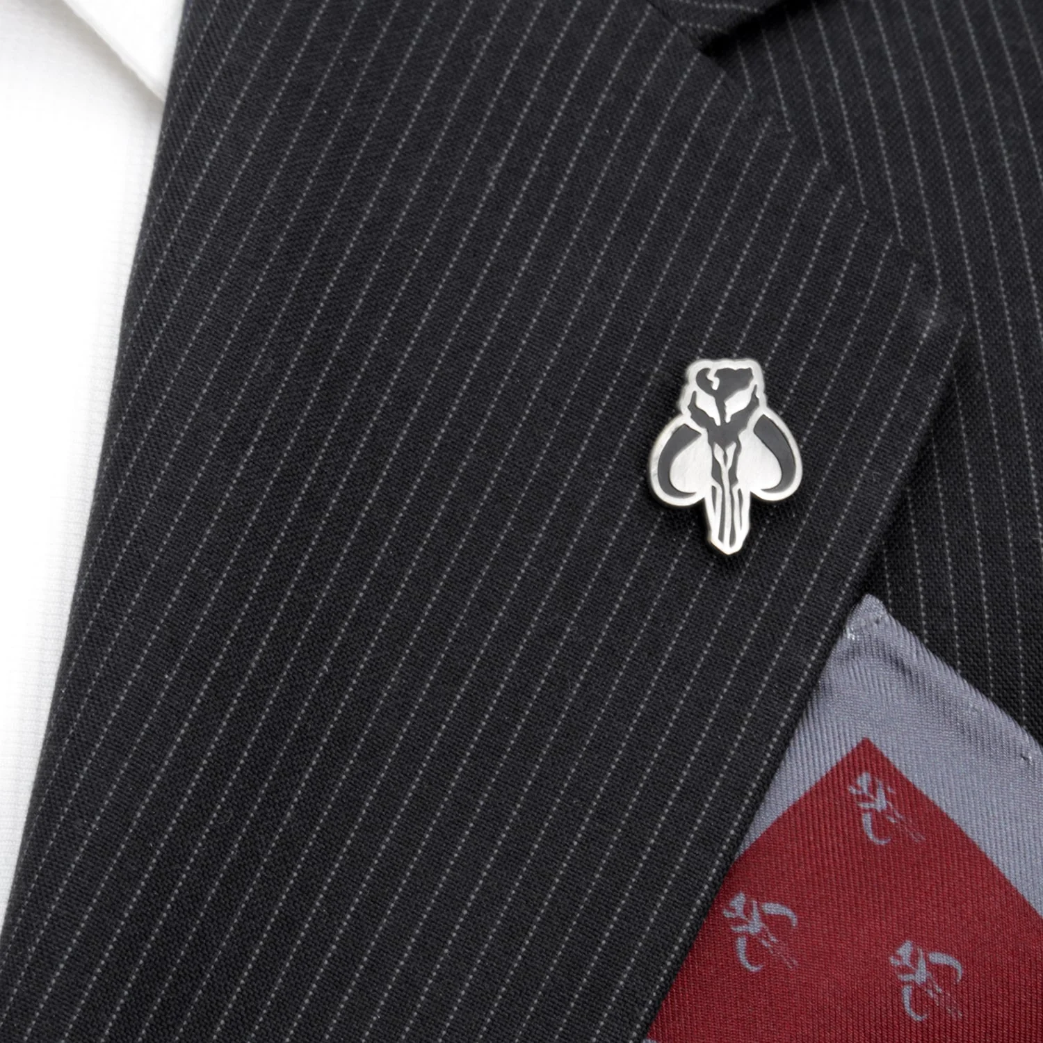 Star Wars Mandalorian Dress Socks 3-Pack and Mythosaur Lapel Pin Gift Set - Image 10