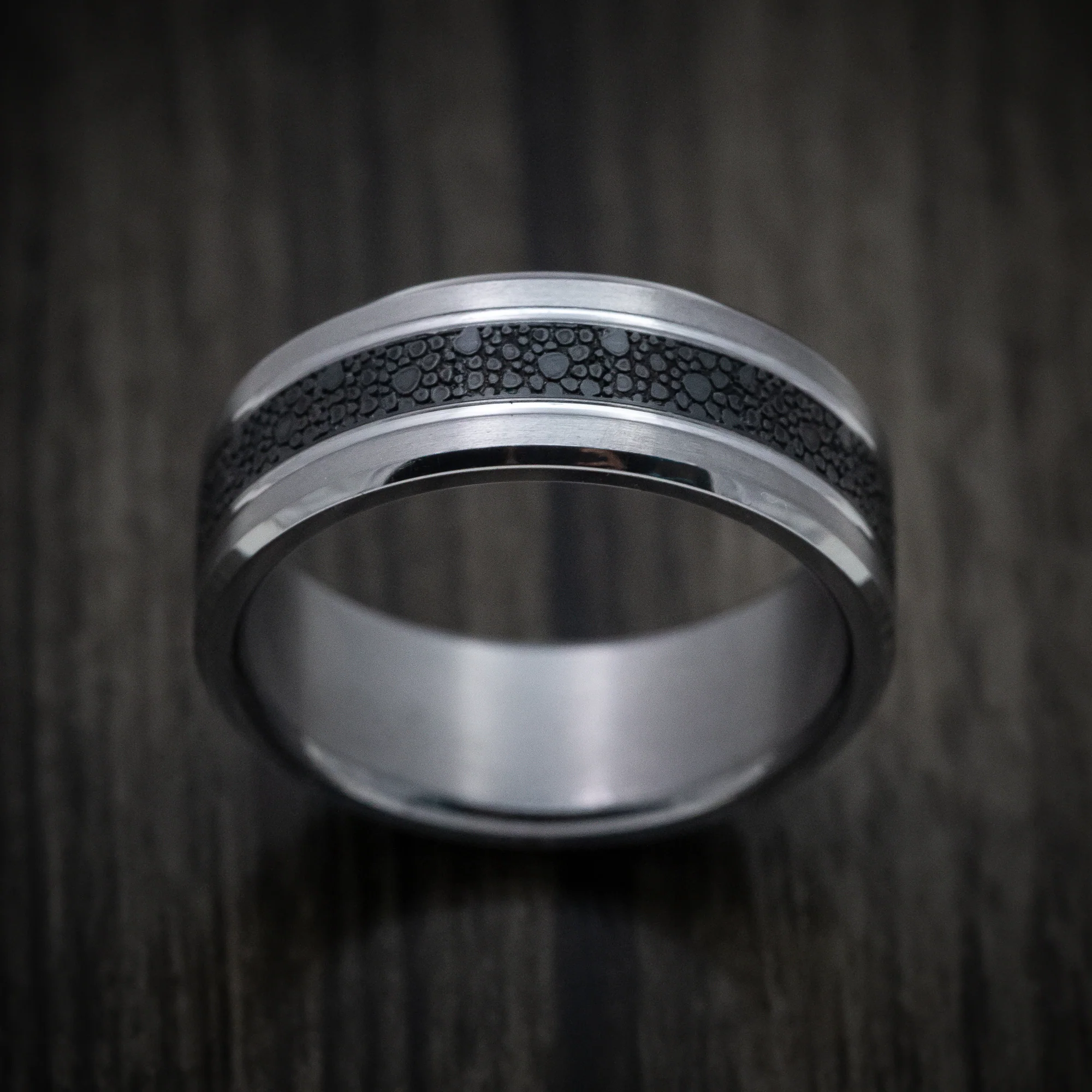 Tantalum Band with Patterned Carbon Fiber Inlay Custom Made Men's Ring - Image 2