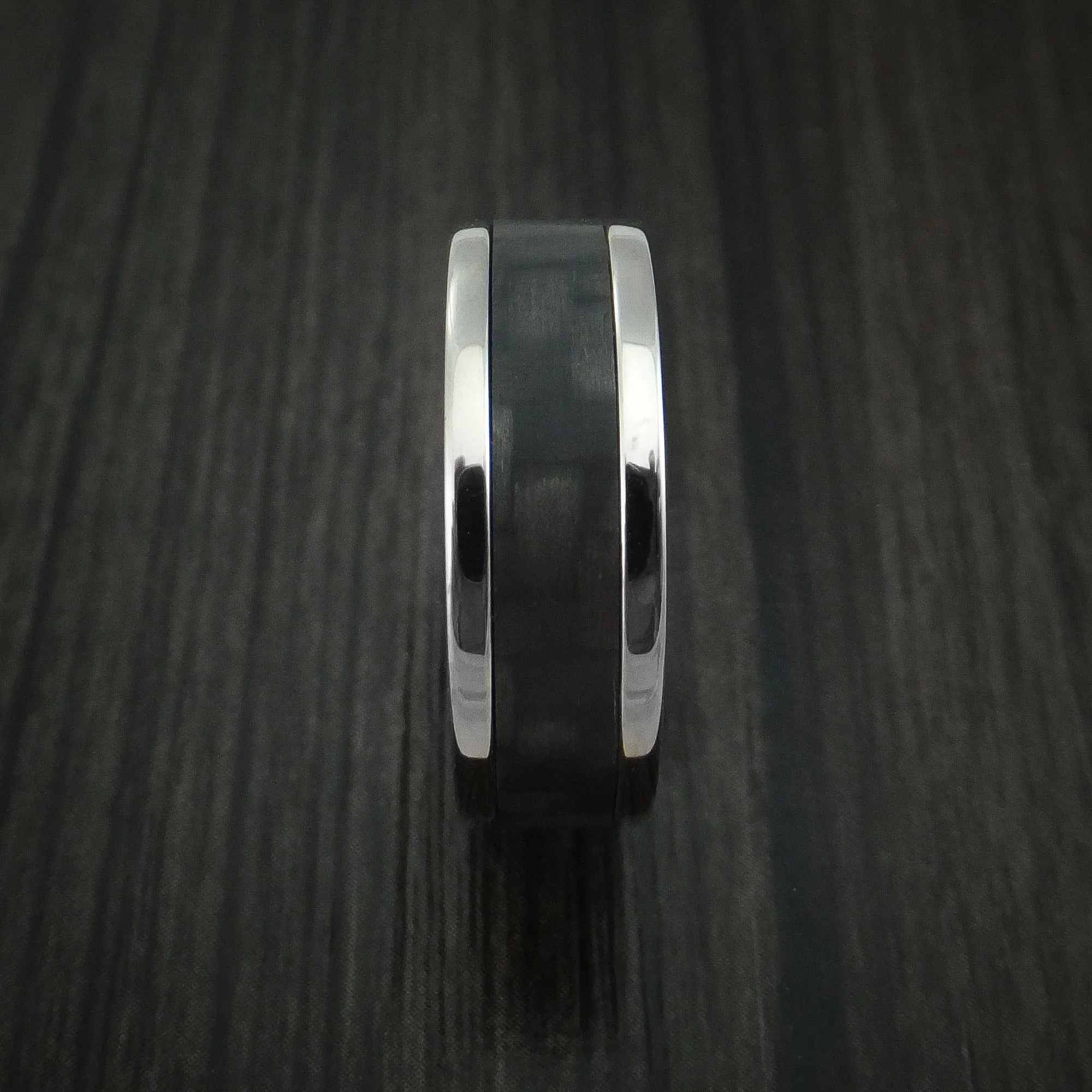 Titanium Men's Ring with Carbon Fiber Inlay with Weave Pattern and Anodized Interior - Image 3
