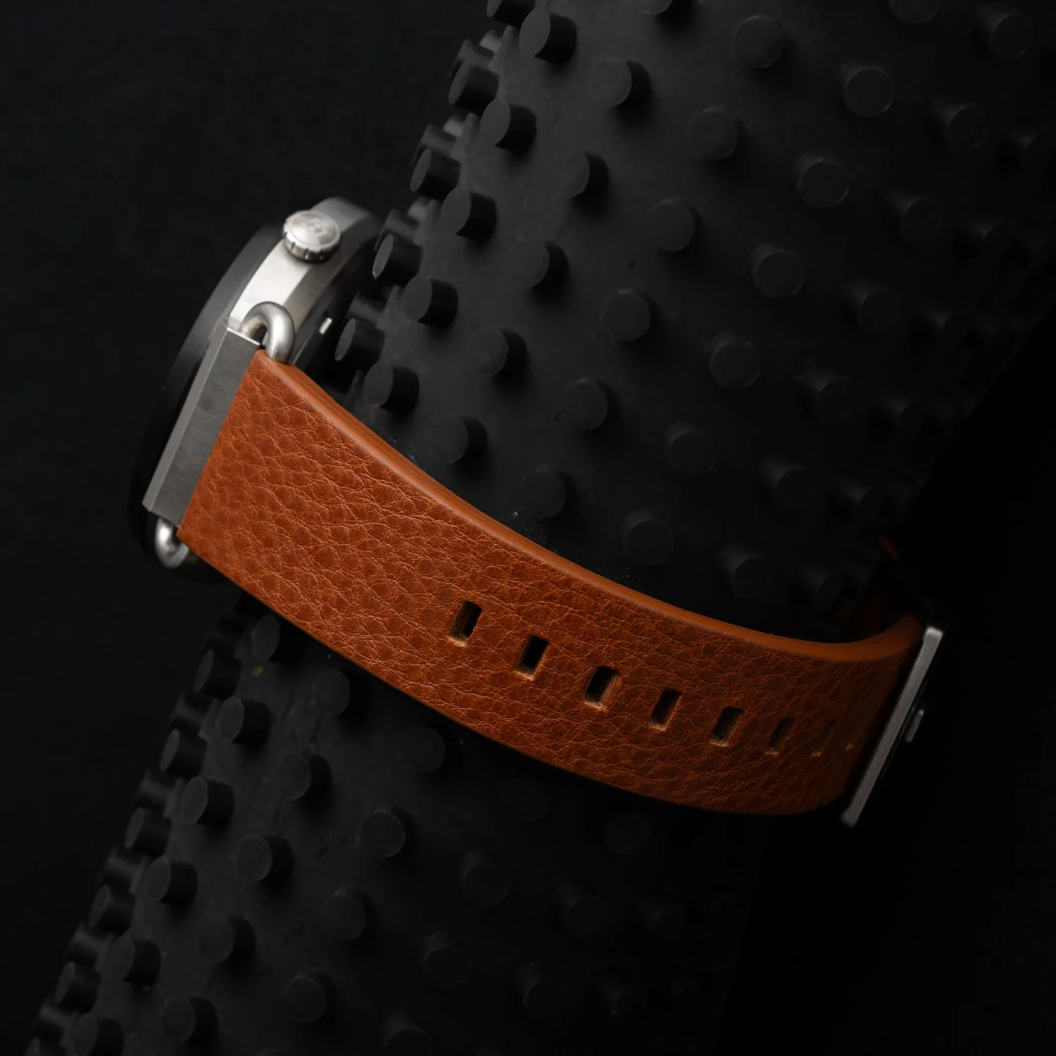 TK-01 - TREK WATCH WITH ITALIAN LEATHER STRAP - WHISKEY BROWN - Image 13