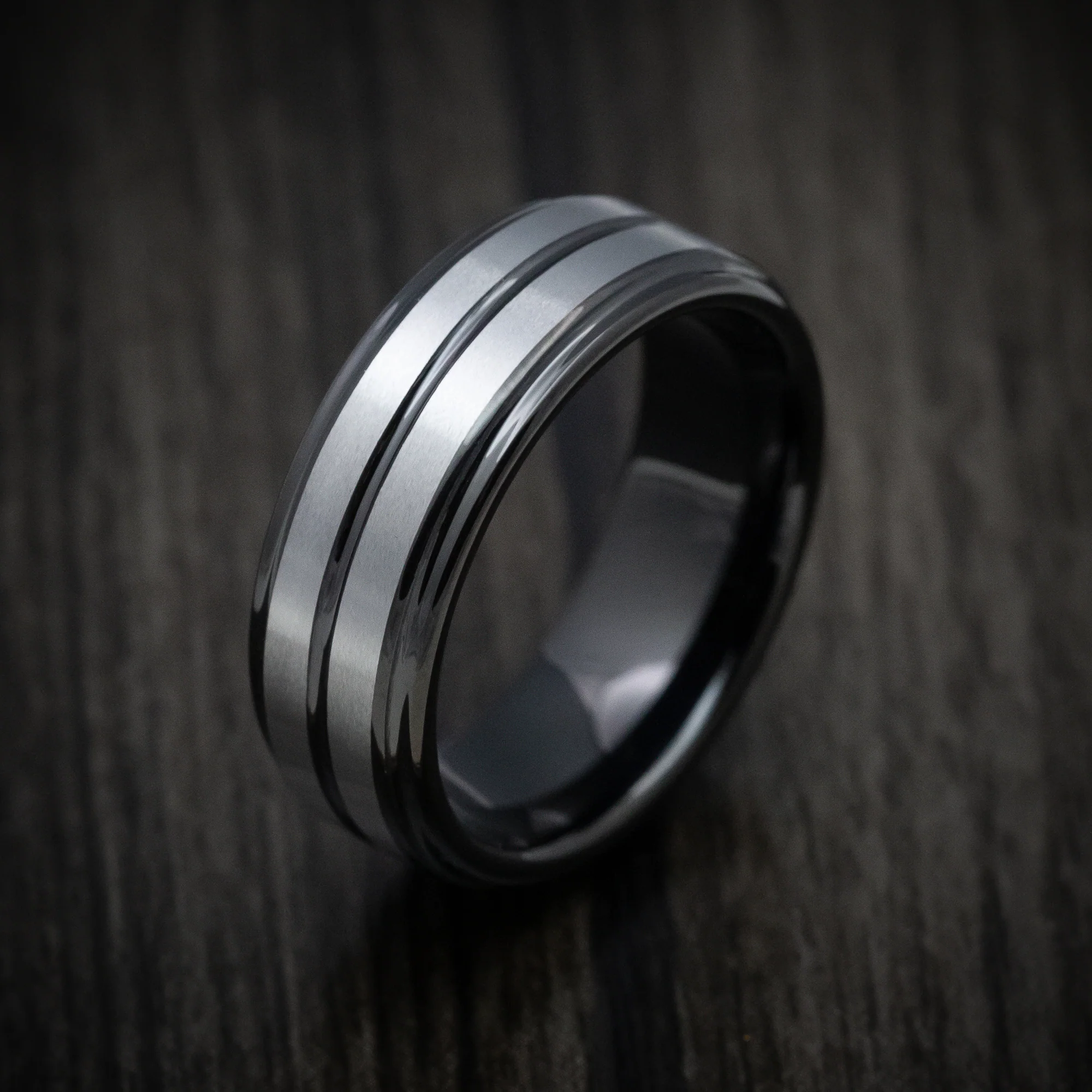 Tungsten and Black Tungsten Men's Ring - Image 3