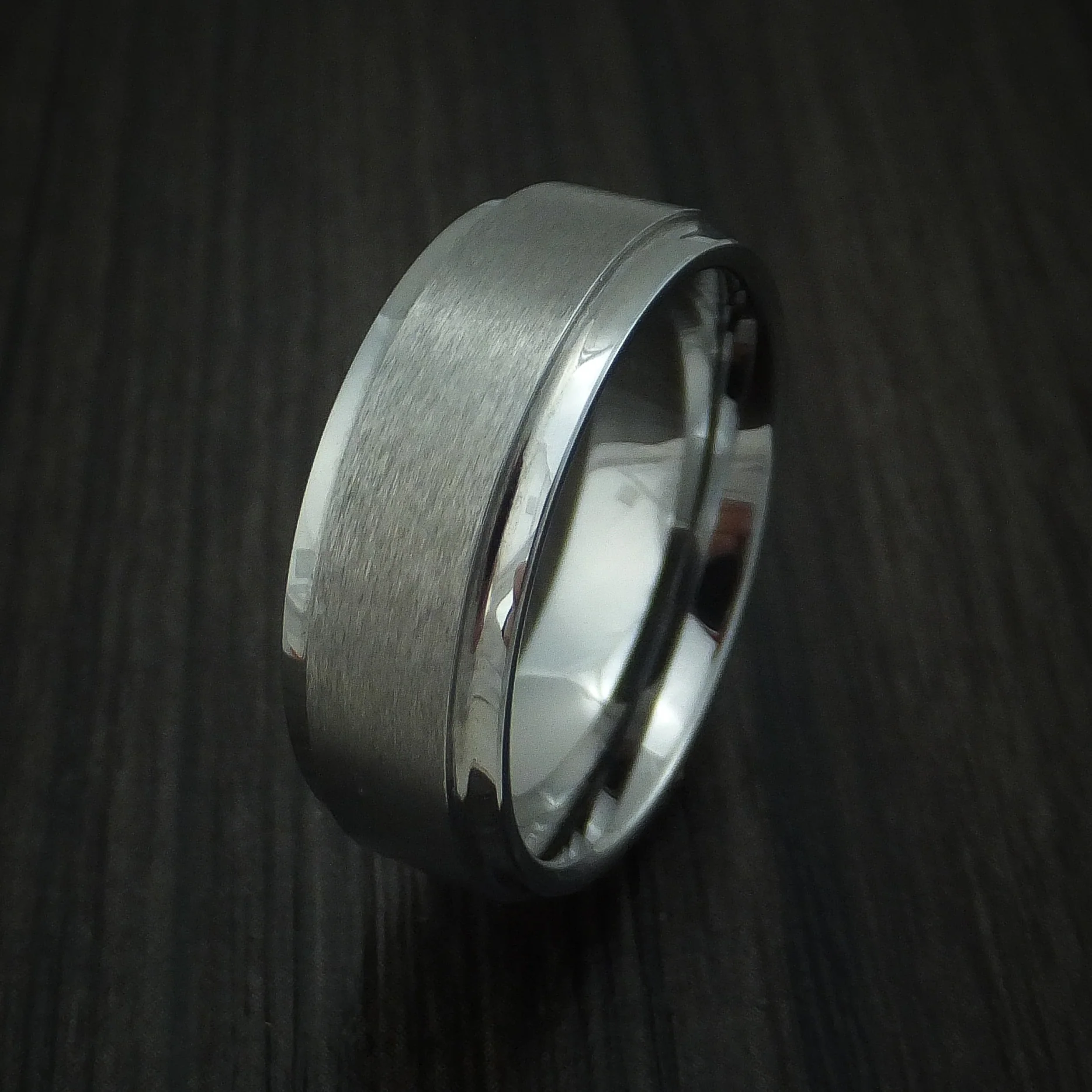 Tungsten Band Men's Ring - Image 4